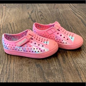 Toddler girls 9 Skechers water shoes velcro pink marble tie dye
